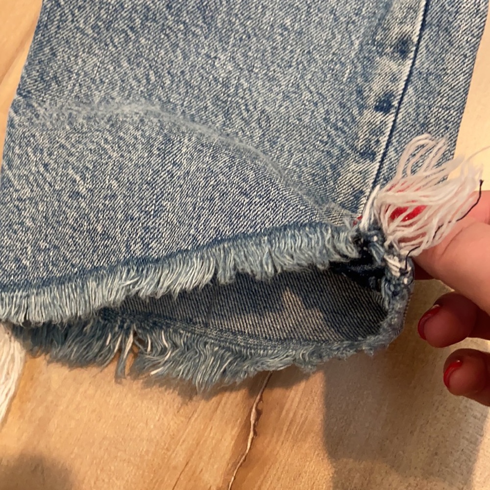 Levis high waist jeans, size w29 - Picture 7 of 8